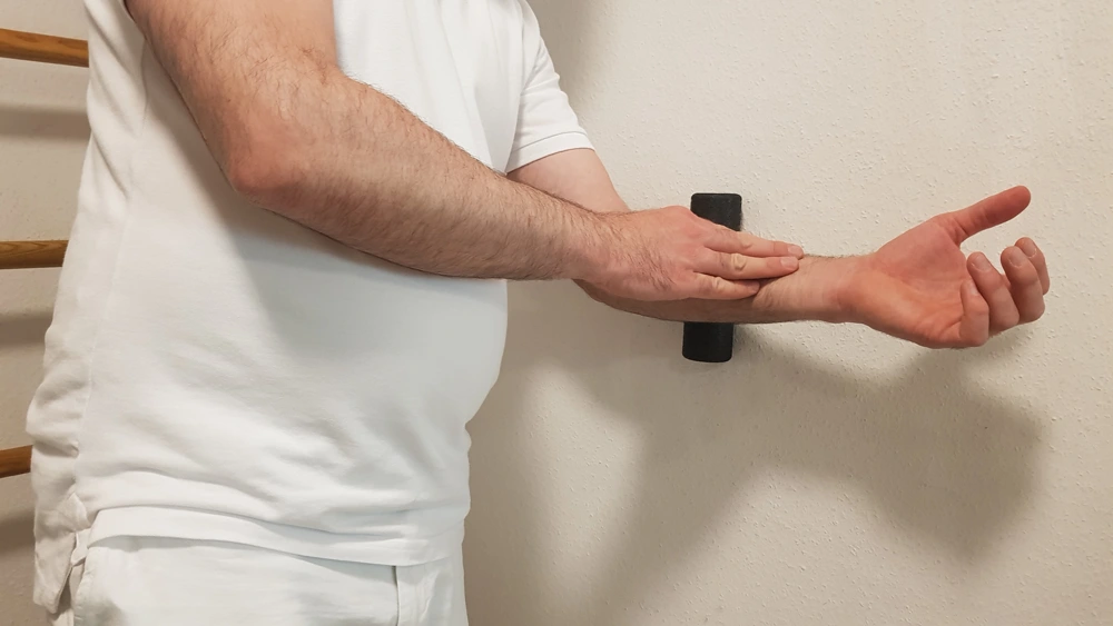 Faszien-Rollmassage nach Liebscher & Bracht - Stefan Schurr